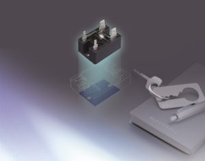 Compact solid state relais