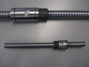Kogelomloopspindels en -moeren