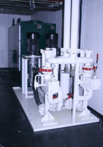 Spoelunit voor grote hydraulische componenten