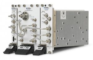 Microgolf vectorsignaalanalyzer en snel schakelende CW signaalgenerator