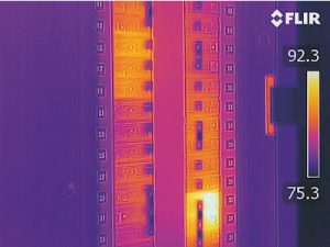 Aston Martin Red Bull Racing bewaakt datacenter met Flir warmtebeeldtechnologie