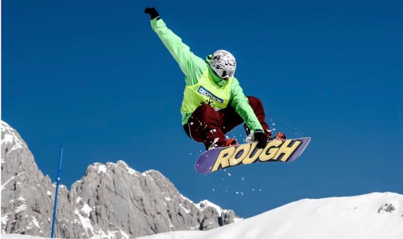 Snowboarder
