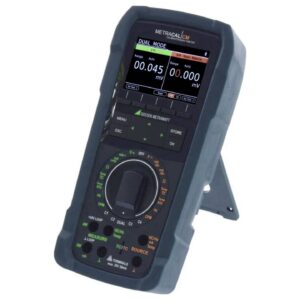 Kalibrator en precisiemultimeter in één instrument